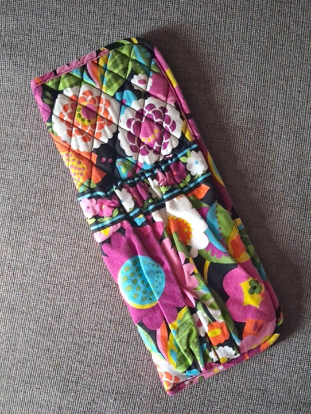 Vera Bradley Quilted Vibrant Floral Curling Iron Hair Straightener Case